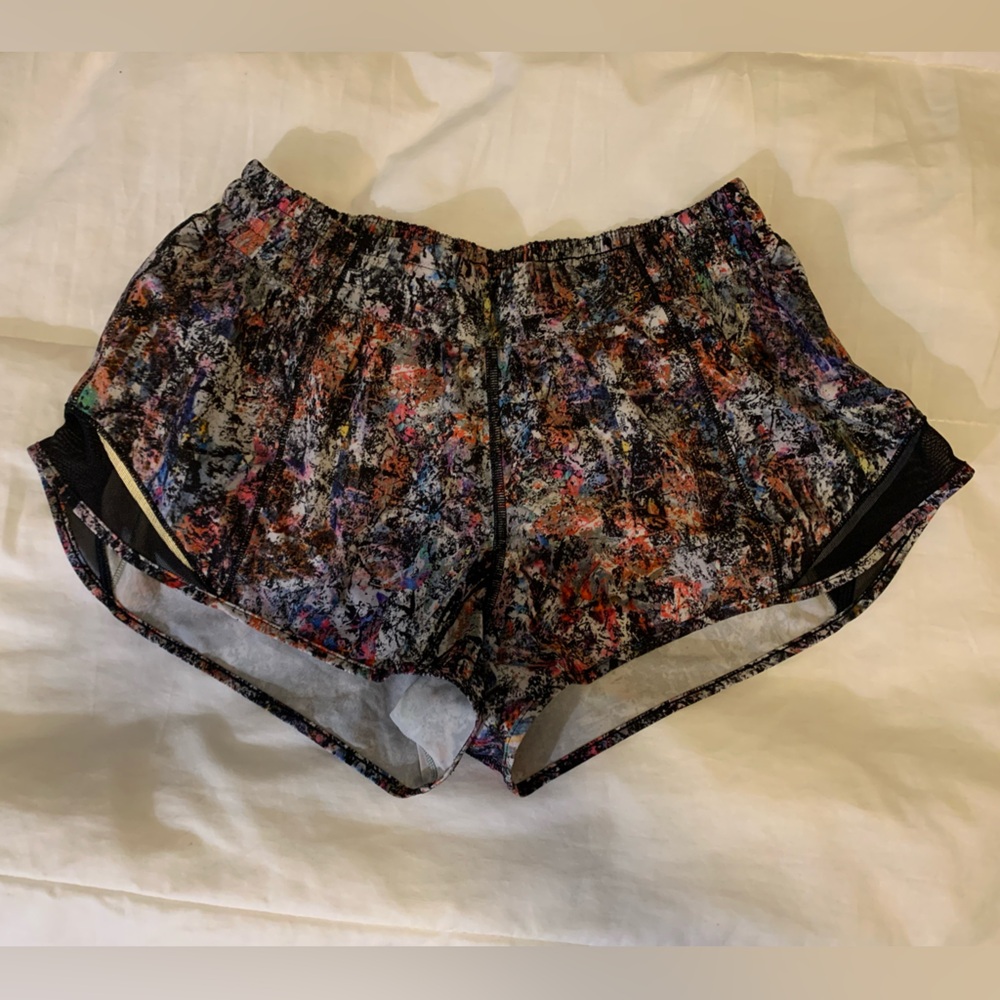 Lululemon Athletica Multicolor Women's Hotty Hot Lined Short